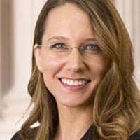 Gwen Cryer's Instagram, Twitter & Facebook