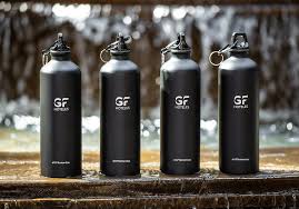 Online retailer prettylittlething and could well have been trying out the design. Home Sostenibilidad