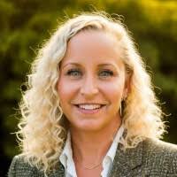 Jennifer Kaczynski's Instagram, Twitter & Facebook