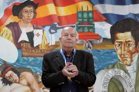 Eduardo galeano was born on september 3, 1940 in montevideo, uruguay as eduardo germán maría hughes galeano. Eduardo Galeano Sus 10 Obras Mas Representativas