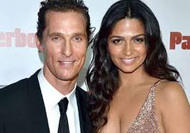 She is married to american actor matthew mcconaughey. Matthew Mcconaughey S Wife Gets Us Citizenship Hollywood News India Tv