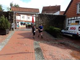 Deutschherrnufer 12 60594 frankfurt/main sachsenhausen. Reportagen