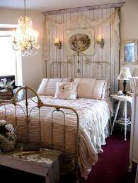 Antique brass bed decorating ideas. 9 Brass Beds Ideas Brass Bed Bedroom Design Bedroom Decor