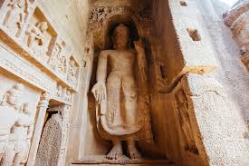 The secrets of Mumbai's Kanheri Caves ...