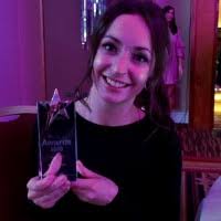 70+ perfiles de «Timms»