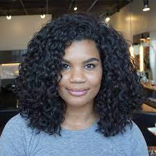 Curly Hairstyles For Round Faces Curly Hair Styles Round Face Curly Hair Round Face Haircuts