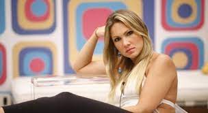 Josiane oliveira, também conhecida como josy, participante do bbb9, morreu no sábado, 5, aos 43 anos. 9yjsaat05jh1pm