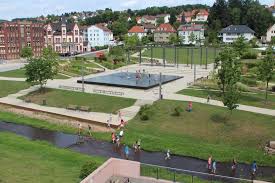 Alles über den immobilienmarkt, entwicklung der immobilienpreise & wohnumfeld. Die Hessenschau Sendet Aus Dem Schilde Park Das Wortreich Ist Live Dabei Das Wortreich