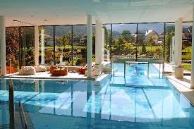 Cool off in our relaxing outdoor pool, one of the largest pools in myrtle beach. Indoor Outdoor Pool Bild Von Das Rieser Pertisau Tripadvisor