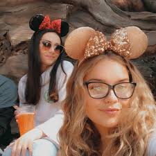 Ashley Schifkovitz and Tyler Feagan's Wedding Website