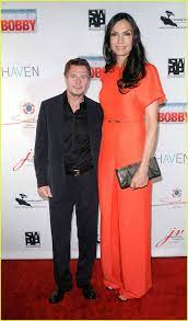 The hollywood star has maintained her slim build with a bodyweight of 62 kg (137 lb). Just Famke Janssen Being A Tall Women Album On Imgur