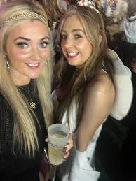 Jenny Dixon Actress added a new photo.