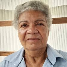 Edina Silva's Instagram, Twitter & Facebook