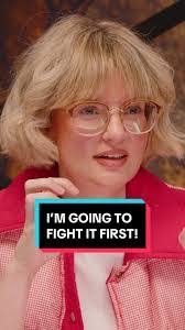 Siobhan Powers's Instagram, Twitter & Facebook