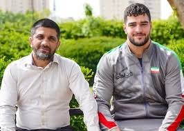 واکنش عجیب دبیر به پیشنهاد آذربایجانی ها