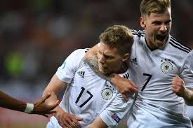 Mit dem einzug ins finale der em aber produziert die u 21 positive schlagzeilen. Mega Erfolg Gegen Spanien Deutsche U21 Ist Europameister Promiflash De