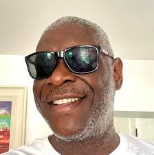 Ben Healy stands supreme 💚🤍🧡 A 29” lead for the Irishman as we enter the  first rest day of the Tour!