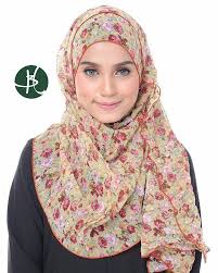 Tutorial hijab segi empat / tudung bawal kali ini sangat simple mudah cantik anggun dan pastinya hi there! Instagram Photo By Zara And Lily Premium Guyss May 3 2016 At 9 15am Utc Fashion Pleated Fabric Hijab Fashion