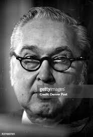 Eileen Deveau's Instagram, Twitter & Facebook