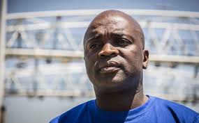 Solly tshepiso msimanga was born in 1980 and is married with two sons. Da Gauteng Elects Solly Msimanga As Caucus Leader