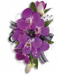Local flower market with full florist services. Vnmpf4zbyqfqzm
