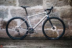 Rohes Aluminium Deutsche Ingenieurskunst Und Eine Aus Dem Mountainbike Bereich Inspirierte Geometrie Sollen Das Liteville 4 Mountainbike Geometrie Lichtanlage