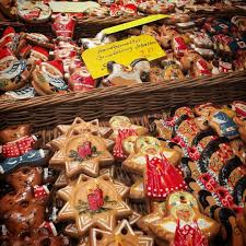yoshiko tajima on instagram weihnachtsmarkt lebkuchen nurnberg schon christmas gingerbread lifeingermany クリスマスマーケット ドイツ ニュルンベルク ジンジャーブレッド ドイツ生活