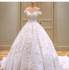 Make your wedding the envy of every bride with elegant wedding dress 3d flower from alibaba.com. Cap Sleeves Bridal Gowns Ruffles Lace 3d Flowers Wedding Dress 2018 W17811 China Wedding Gown And White Wedding Dress Price Made In China Com