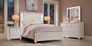 Here, we will review 5 most recommended sofia vergara bedroom collection especially the queen bedroom set under $1,200. Sofia Vergara Vegas White 5 Pc King Panel Bedroom Bedroom Panel Home Decor Bedroom Bedroom Decor