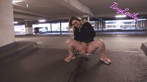 The movie has been watched by 272 visitors. Tinyemily Public Lot Pissing Caught Pee Sturzbach