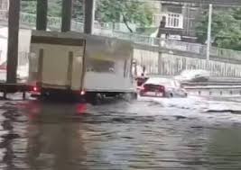 Улицы одессы оказались под водой в результате продолжительного и мощного ливня, который накрыл город в ночь на 22 июля. Xya2jcjtpav8tm
