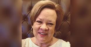 Jessica Harcrow's Instagram, Twitter & Facebook