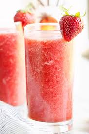 Pretty good cocktail but i think traditional piña colada without irish cream is more delicious. Frozen Strawberry Malibu Kombucha Cocktail