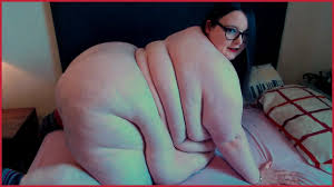 ТОЛСТУШКИ SSBBW ПОКАЧИВАНИЕ И ПОКАЧИВАНИЕ (без звука)