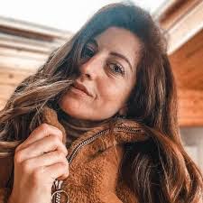 Irene Catano's Instagram, Twitter & Facebook