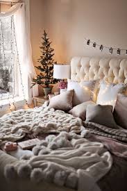Christmas bedroom decorating ideas pinterest. 40 Popular Winter Bedroom Decoration Ideas Christmas Room Decor Winter Bedroom Decor Winter Bedroom