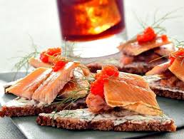 Quella del cavolo riccio viola in padella con acciughe e peperoncino è una ricetta facile e veloce: Idee Per Una Cena A Buffet 15 Ricette Sfiziose Sale Pepe