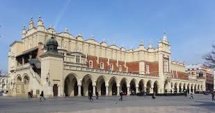 Świetne ceny, parking zaraz przy centrum, idealna lokalizacja, aby udać się na rynek. Sukiennice W Krakowie Wikipedia Wolna Encyklopedia