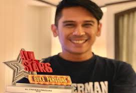 All star buka panggung program terbaru astro episode 1 artis veteran haji tawil. Zul Huzaimy Nazar Bawa Ibu Tunai Haji Jika Menang All Stars Buka Panggung