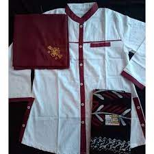 Baju fabrik baldu hitam berhias rendakuning keemasan. Setelan Santri Sarung Baju Dan Kerudung Shopee Indonesia