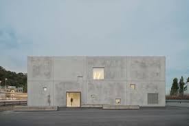 Betonklotz Fur Geniesser Hauswand Architektur Und Aussengestaltung