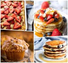 Fruhstucksbuffet Ideen Muffins Mit Schokolade Pfannkuchen Mit Blaubeeren Fruchte Essen Fur Gaste B In 2020 Fruhstucksbuffet Ideen Einfacher Nachtisch Brunch Ideen