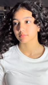 Intip Foto-foto Terbaru Leticia Putri Sulung Sheila Marcia, Penampilannya  Disebut Lebih Cantik dari Sang Mama