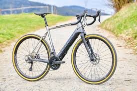 Test diverse motoren ( bosch, shimano steps, yamaha, bafang m420, m300 & 200, u vindt er zeker een model naar jouw smaak & behoefte. Stevens E Getaway Im Check Sportives E Gravelbike Aus Hamburg Velomotion