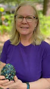 Alan Daigre brought in beautiful and comfortable rockers! We haven't had  rockers in the gallery for a while, so we're thrilled! Listen to how they  are...