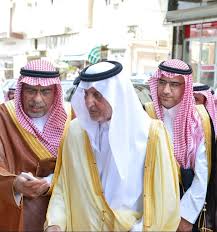 افتتح صاحب السمو الملكي الأمير خالد الفيصل بن عبدالعزيز مستشار خادم الحرمين الشريفين أمير منطقة مكة المكرمة مساء البارحة, معرض مشاريع المنطقة الرقمي بناء الإنسان وتنمية المكان والفعاليات المصاحبة له، وذلك في قبّة جدة، بحضور نائبه صاحب. Ù…Ø³ØªØ´Ø§Ø± Ø®Ø§Ø¯Ù… Ø§Ù„Ø­Ø±Ù…ÙŠÙ† Ø§Ù„Ø´Ø±ÙŠÙÙŠÙ† ØµØ§Ø­Ø¨ Ø§Ù„Ø³Ù…Ùˆ Ø§Ù„Ù…Ù„ÙƒÙŠ Ø§Ù„Ø£Ù…ÙŠØ± Ø®Ø§Ù„Ø¯ Ø§Ù„ÙÙŠØµÙ„ Ø£Ù…ÙŠØ± Ù…Ù†Ø·Ù‚Ø© Ù…ÙƒØ© Ø§Ù„Ù…ÙƒØ±Ù…Ø© Ø±Ø¦ÙŠØ³ Ù„Ø¬Ù†Ø© Ø§Ù„Ø­Ø¬ Ø§Ù„Ù…Ø±ÙƒØ²ÙŠØ© ÙŠÙØªØªØ­ Ù…Ø¨Ù†Ù‰ Ø§Ù„Ù…ÙˆØ§Ù‚Ù Ø§Ù„Ø°ÙƒÙŠØ© ØµØ­ÙŠÙØ© Ø§Ù„ÙƒØ³Ø± Ø§Ù„Ø¥Ù„ÙƒØªØ±ÙˆÙ†ÙŠØ©