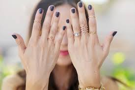 Maybe you would like to learn more about one of these? Tes Kepribadian Pakai Cincin Di Jari Tengah Pertanda Ambisius Simak Penjelasan Karakter Orang Menurut Letak Pemakaian