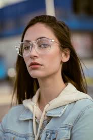 Eleanor Dalzell's Instagram, Twitter & Facebook