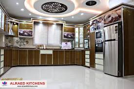 الاكلة الحلوة مبتطلعش غير من شيف ماهر و الرائد لمطابخ الألمنيوم والجرانيت Facebook