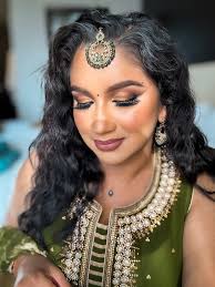 “Mere Khwabon Mein Joh Aaye